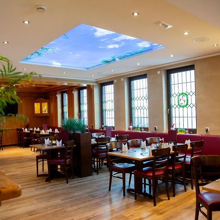 ホテル Haus Hubertus Winterspelt エクステリア 写真