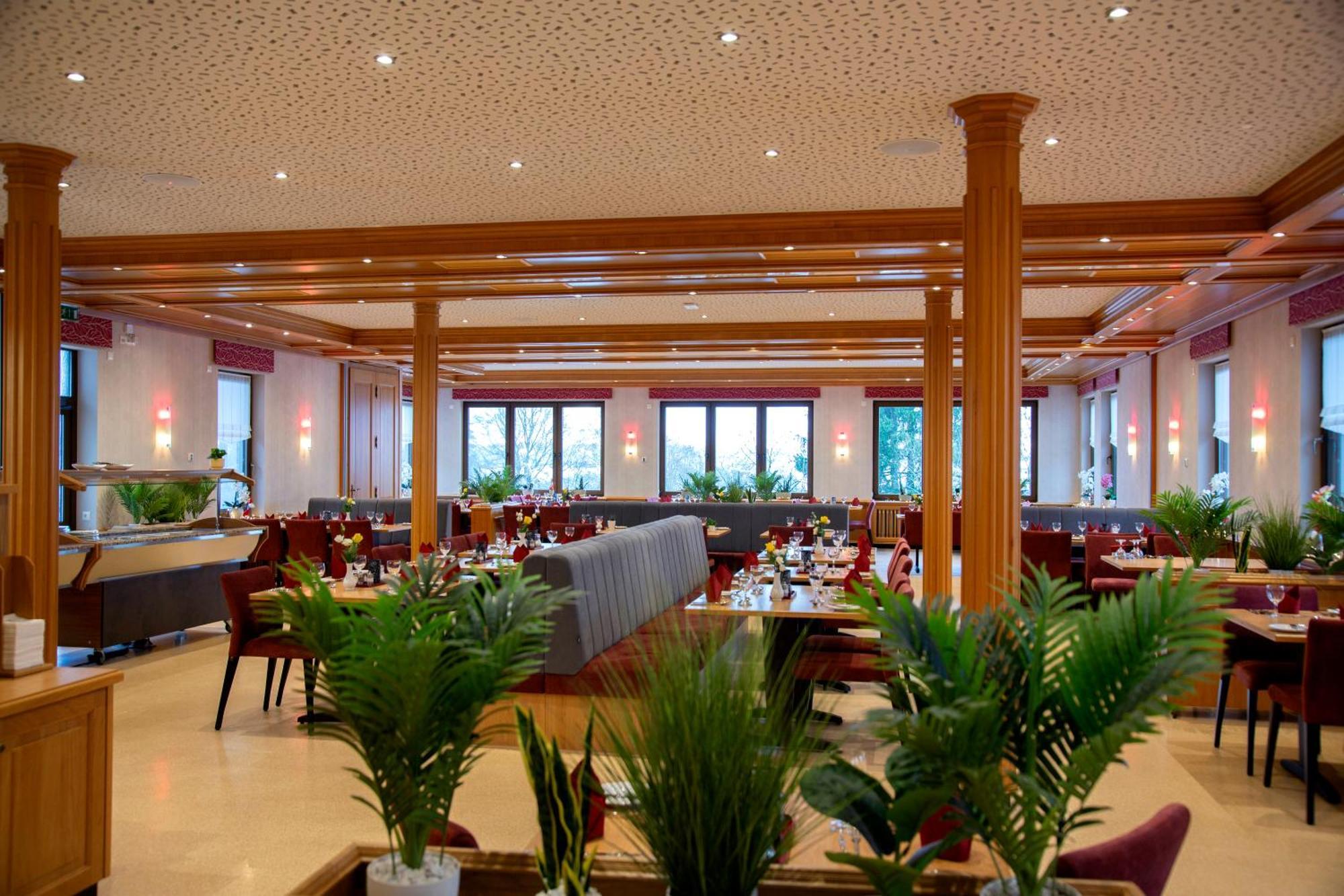 ホテル Haus Hubertus Winterspelt エクステリア 写真