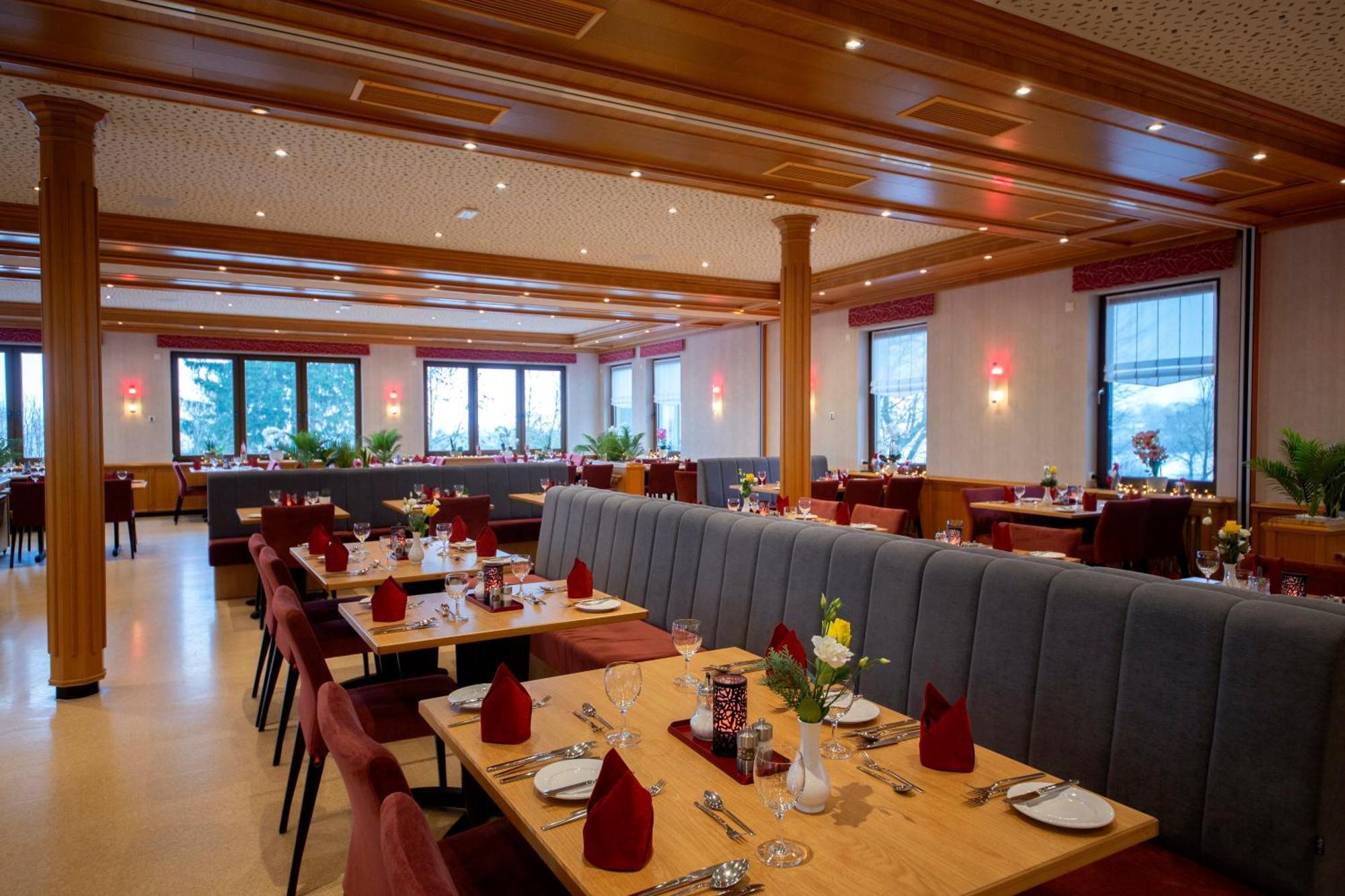 ホテル Haus Hubertus Winterspelt エクステリア 写真